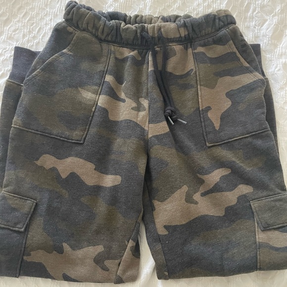 PINK Victorias Secret sweatpants - Picture 4 of 4